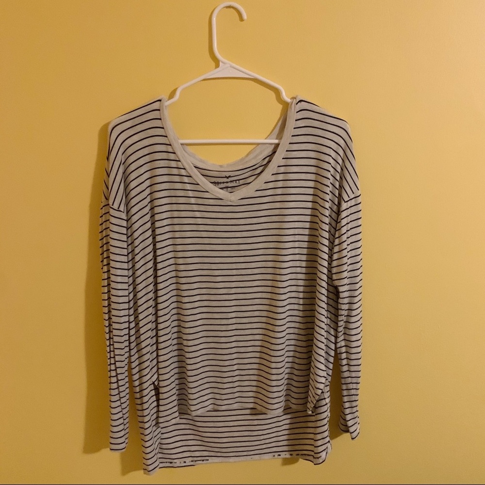 American Eagle Long-Sleeved T-Shirt